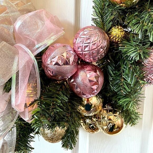PINK AND GOLD 24” PRE-LIT CORDLESS WREATH - Picture 4 of 9